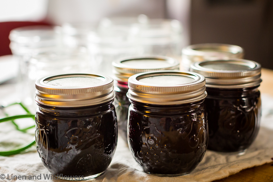 How to Make Blueberry Jam-Linen and Wildflowers