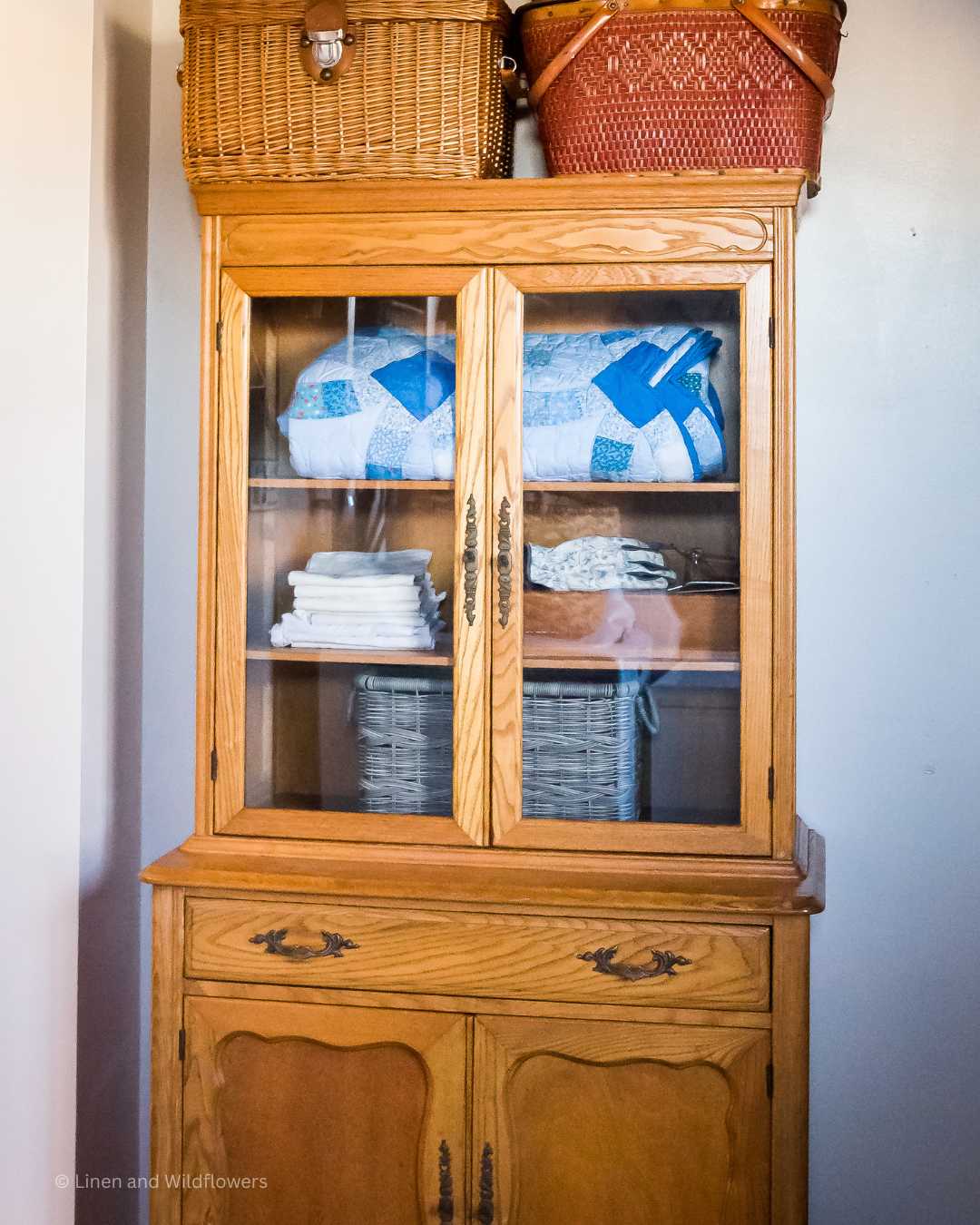 10 Tips for Finding the Right Antique Furniture · Linen & Wildflowers