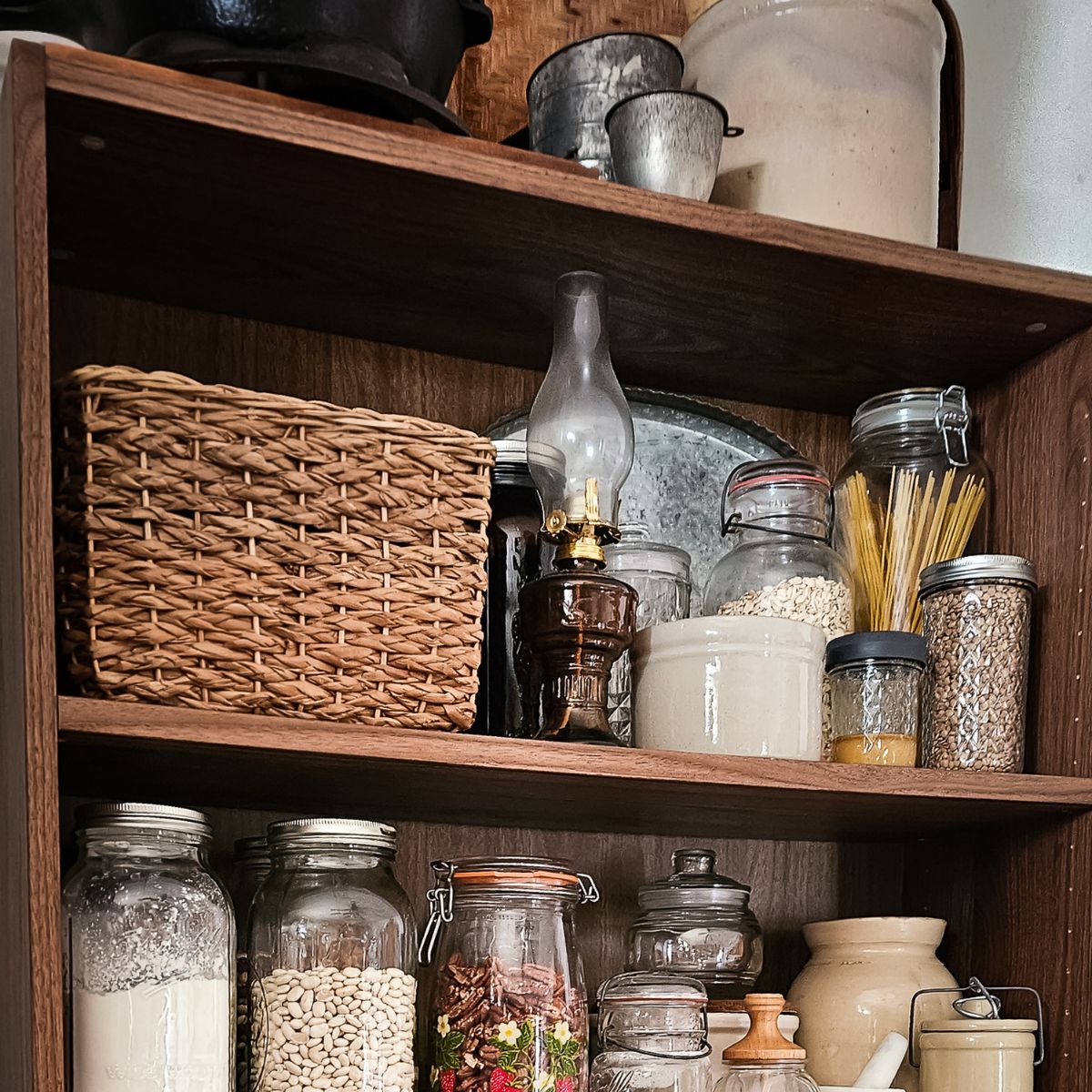 How to Mix Function & Style: Using Vintage Finds to Beautify Your Pantry